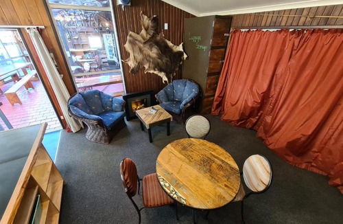 Franz Josef Glacier Hostel | Chateau Backpackers & Motels