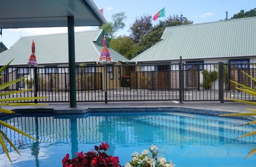 Woodhill Hotel | Cheviot Park Motor Lodge