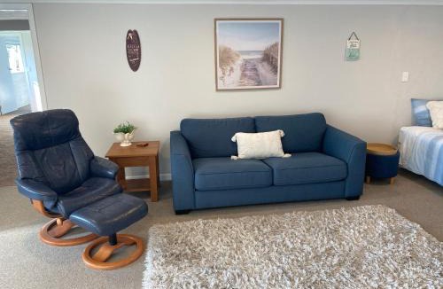Tauranga Apartment | Churchill Oasis by the sea