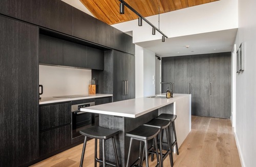 Kawarau Falls Apartment | Clubhouse 213 Golfside Free Parking AC