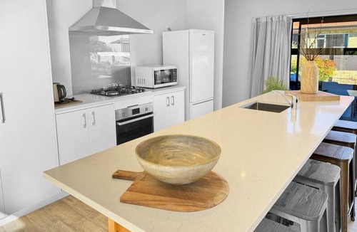 Ohope House | Coast & Comfort