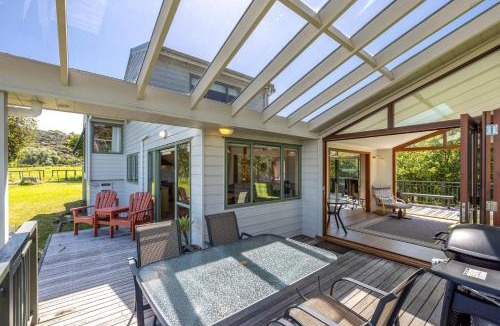 Oneroa House | Coastal Calm