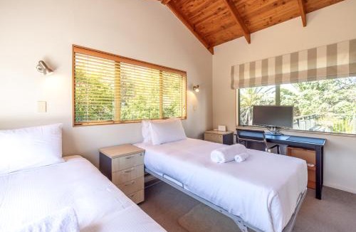 Oneroa House | Coastal Calm