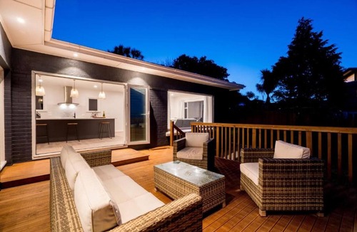St. Clair House | Coastal Gem