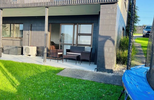 Manly Apartment | Coastal Retreat - Near Beach and Shops