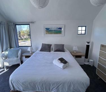 Orewa House | Coastal Retreat