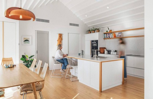 Omanu House | Coastal Sanctuary - Mt Maunganui Beach