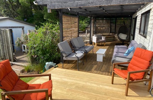 Waikanae House | Coastal Waikanae Beach Haven