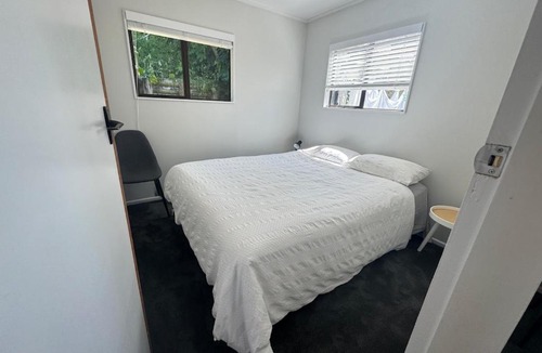 Waikanae House | Coastal Waikanae Beach Haven