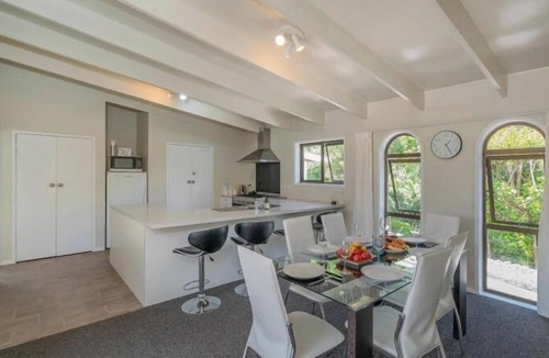 Whitianga House | Coastal Whiti Comfort