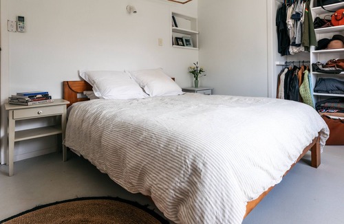 Surfdale House | Coconut Cottage Little Onoeroa