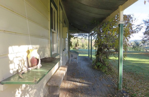Rangiwahia House | Colonial Villa on working farm in the northern Manawatu hill country