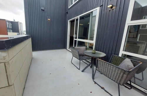 Frankton Apartment | Comfortable 2-Bed Apartment in Frankton