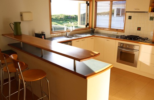 Ohope House | Comfortable 4 Bedroom house at Ohope Beach.