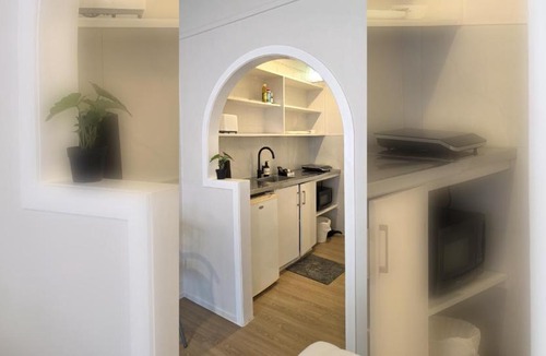 Epsom Hotel | Comfy and Modern Self Contained Studio in Epsom