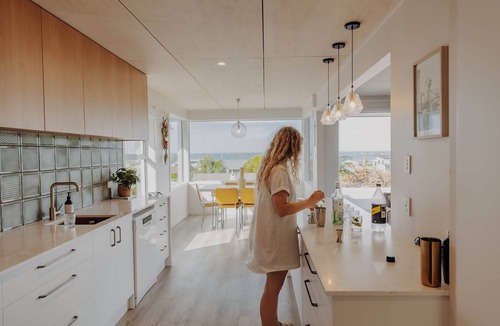 Kaikoura House | Contemporary | Elevated Views | Hot Tub - KK76130