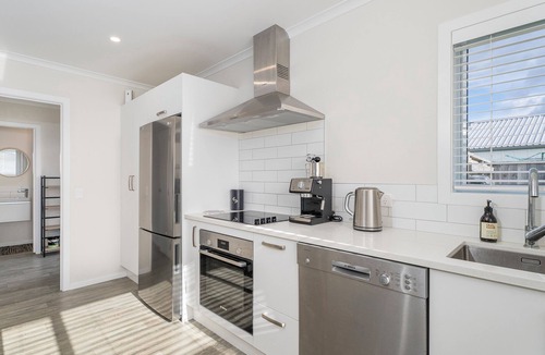 Cooks Beach House | Cooks Family Retreat - Cooks Beach Holiday Home