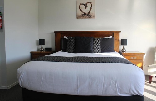 Coromandel Hotel | Coromandel Seaview Motel