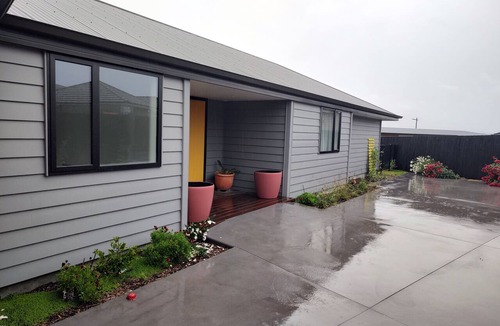 Wharewaka House | Cosy and modern holiday retreat in beautiful Taupō