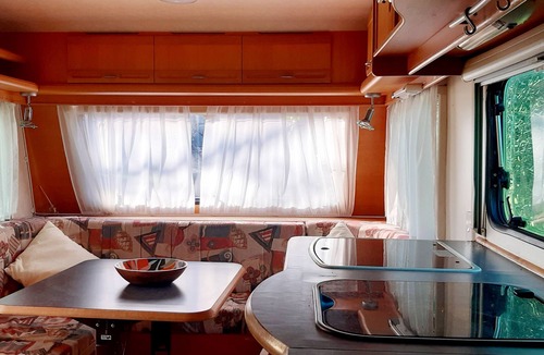 Wharekaho House | Cosy caravan in rural setting 5 minutes walk from gorgeous beach