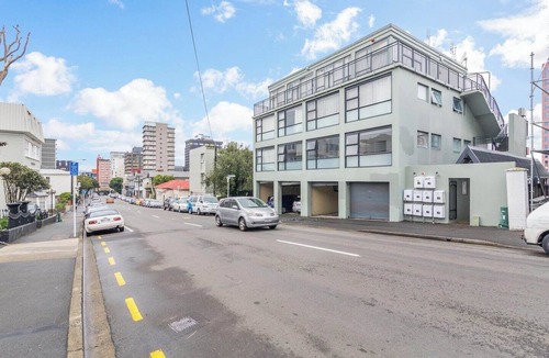 Te Aro Apartment | Cosy Cube - Cosy Studio- Great Location Close to Attractions, Shops & Eateries