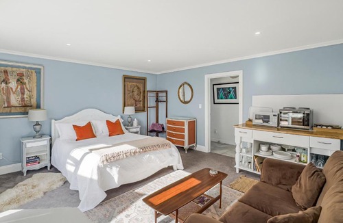 Puriri House | Cosy Guesthouse in Tranquil Puriri, Thames