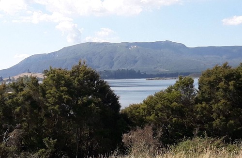 Rerewhakaaitu Cabin | Couples retreat in a rural cottage