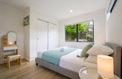 Totara Vale House | Cozy & Convenient 2-Bedroom Home in North Auckland