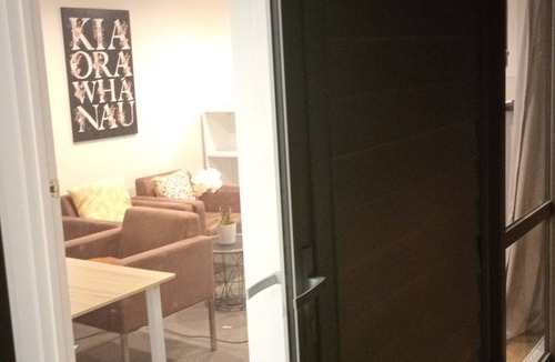 Maungaraki Apartment | Cozy studio with WiFi in delightful Maungaraki