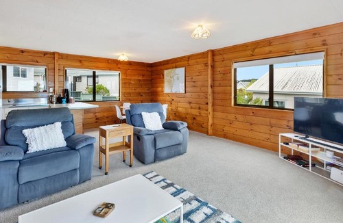 Snells Beach House | Crystal Clear - Snells Beach Holiday Home