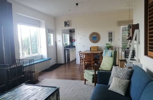 Kai Iwi House | Cute 3-bed home with ocean views at Kai Iwi Beach