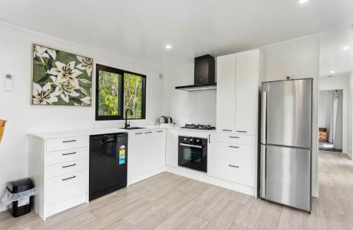 Motuoapa House | Deckside Escape - Lake Taupo Holiday Home