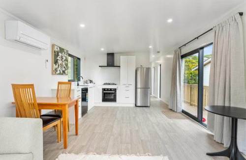 Motuoapa House | Deckside Escape - Lake Taupo Holiday Home