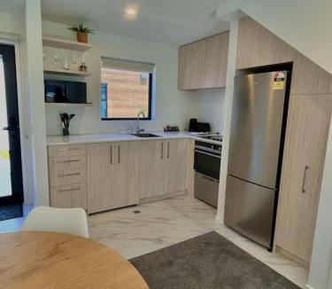 Avondale House | Delightful 1 Bed 1 Bath Suite