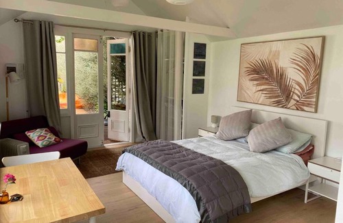 Devonport Apartment | Devonport Summer Cottage