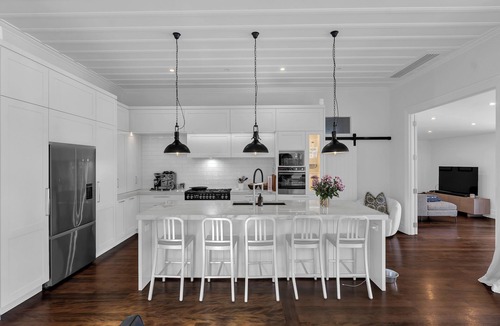 Lynfield House | Disraeli Sanctuary by Bespoke Stays