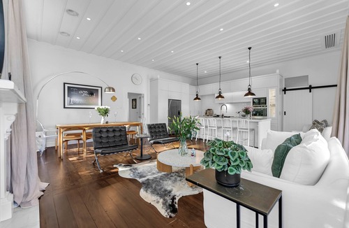 Lynfield House | Disraeli Sanctuary by Bespoke Stays