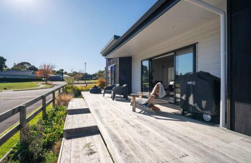 Kinloch House | Dragonflys Rest