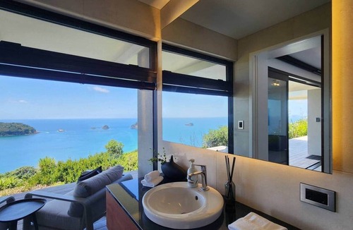 Hahei House | Dreamtime Hahei - Adults only retreat with magical views!