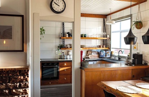 Hokitika House | Drifting Sands - Jacuzzi, Fire & The Upper Deck