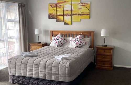 Upper Riccarton Hotel | Earnslaw Motel