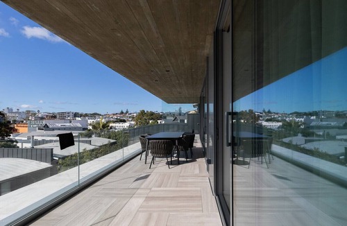 Parnell Apartment | Edition Azure | 3BR & Harbour Views