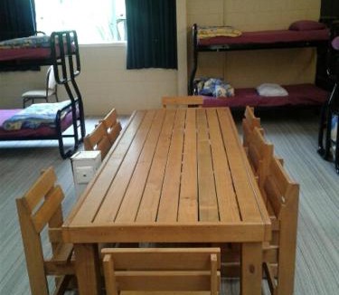 New Plymouth Hostel | Egmont Eco Leisure Park & Backpackers