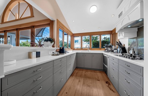 Devonport House | Elegant Villa Retreat by Bespoke Stays
