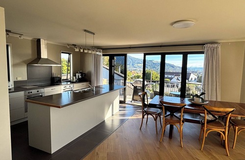Rotorua House | Elevated living: Stunning views, homely comforts
