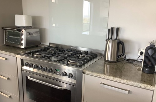 Northcote House | Enjoy a stylish experience at this centrally located home with great city views