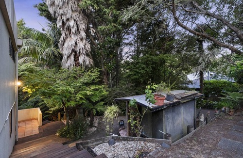 Birkenhead House | Entire Ground-floor: Spacious 145m2