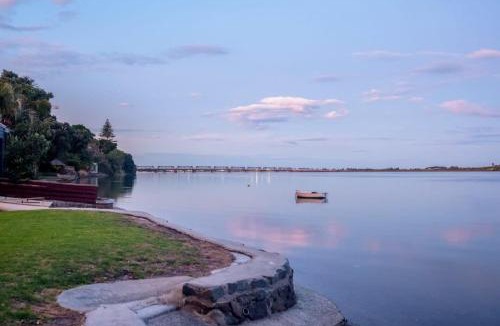Tauranga House | Entire Waterfront House - Boat Shed - 3 Kitchens
