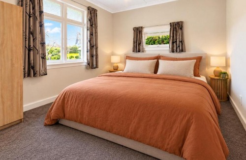 Rongotea House | Evolve Rongotea - Three Bedroom Pet Friendly Home