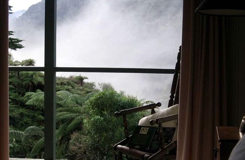 Whanganui National Park Cabin | Excellent Retreat with Spacious Balcony near Whanganui, New Zealand